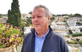 Juan Carlos Benavides anuncia su candidatura para las elecciones municipales de 2063